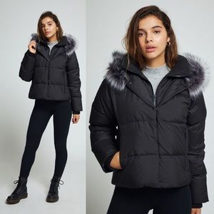 The North Face Dealio Down Crop Jacket 